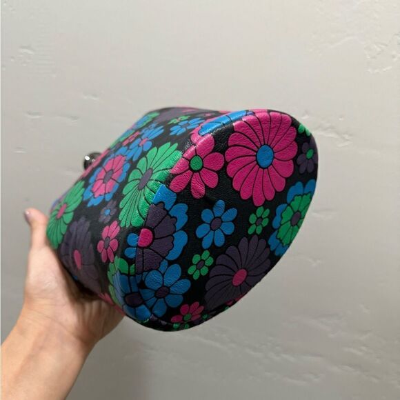 Colorful Floral Genuine Leather Diamond Shaped Push-lock Bucket Bag/Crossbody - Picture 12 of 16